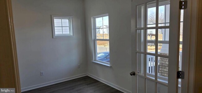 Foto del edificio - 3829 Kinalin Ln