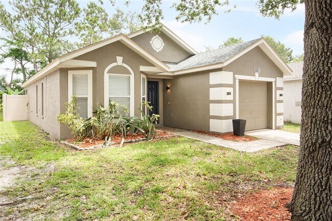 Building Photo - 6917 Exeter Park Pl