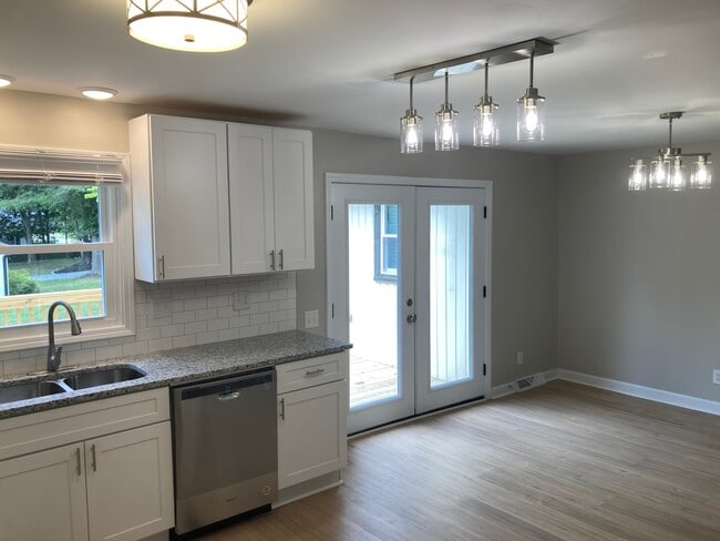 French doors to deck - 1200 S Highland Ave
