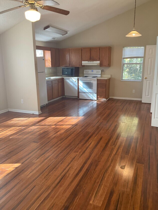 Foto del edificio - 225 American Dr