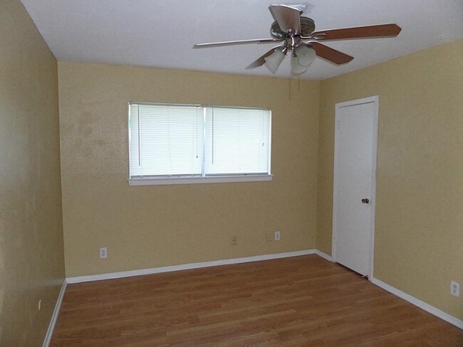 Building Photo - 7311 Housman