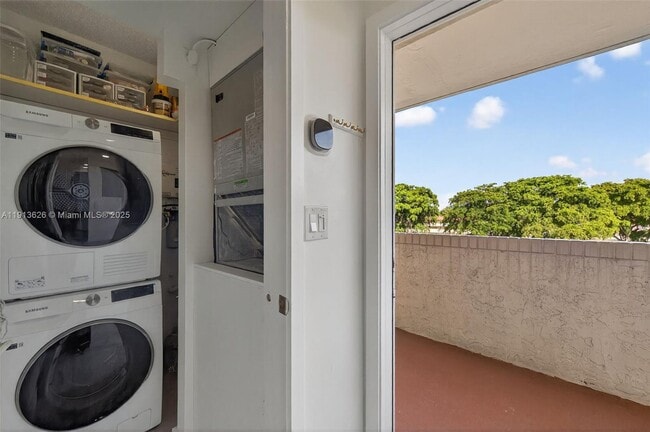 Building Photo - 8900 Washington St