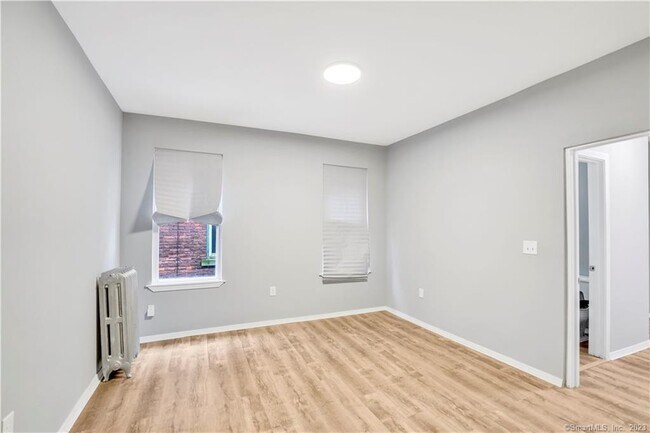 Building Photo - 267-271-271 Wethersfield Ave