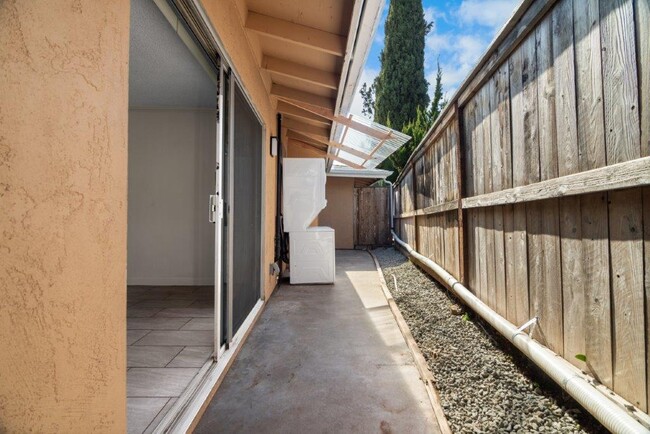 Foto del edificio - The Community of Homes at Juniper