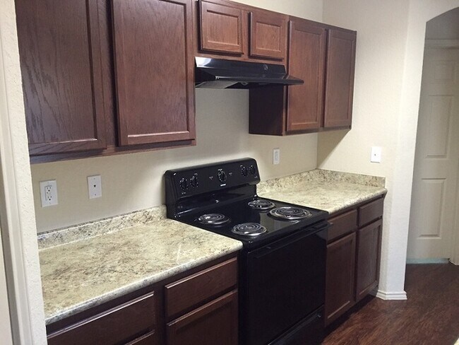 Building Photo - 5519 Degan Way