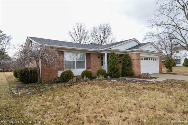 Building Photo - 18503 Valleyview St