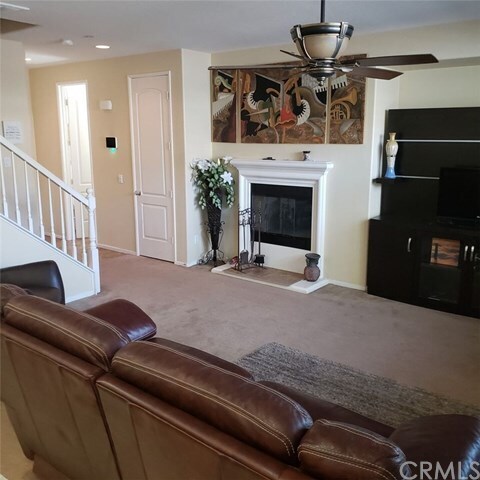 Building Photo - 3930 Lake Cir Dr