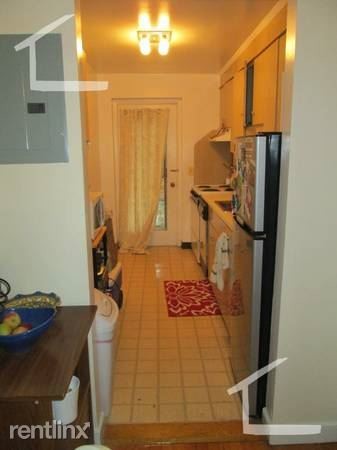 Foto del edificio - 4 Commonwealth Ct