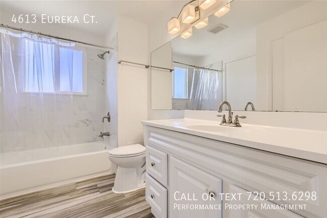 Foto del edificio - 4613 Eureka Ct