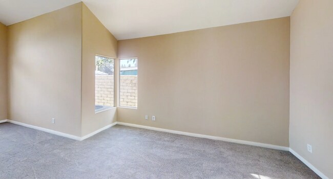 Building Photo - 1359 Pajero Dr