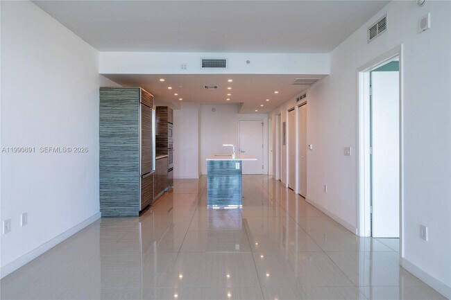 Foto del edificio - 460 NE 28th St