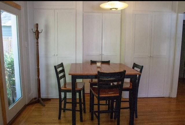 Foto del edificio - 4515 Shoalwood Ave