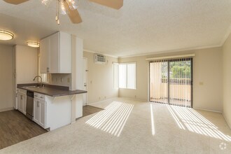 2 BR, 2 BA - 884 SF - Park Bonita