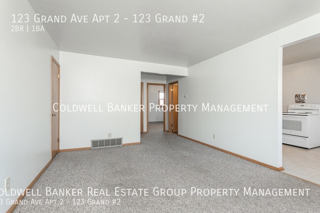 Building Photo - 123 Grand Ave