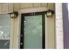 Foto del edificio - 5908 Sandhurst Ln