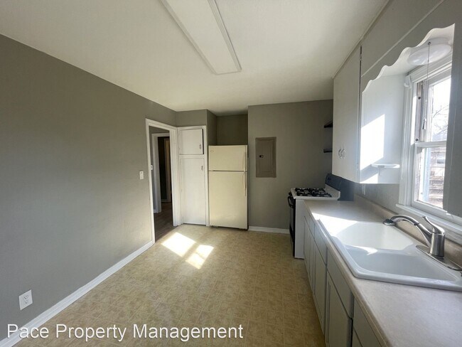 Building Photo - 2 br, 1 bath House - 2608 6th Ave