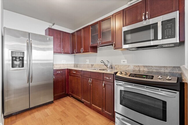 Building Photo - 474 N Lake Shore Dr