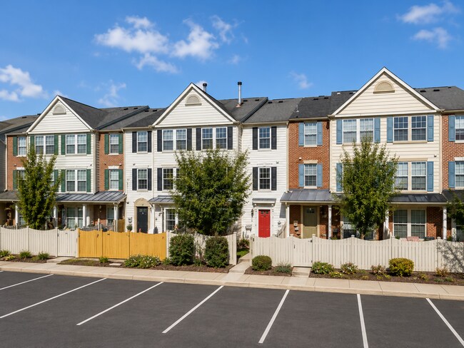 Foto del edificio - 542 Hollyberry Way