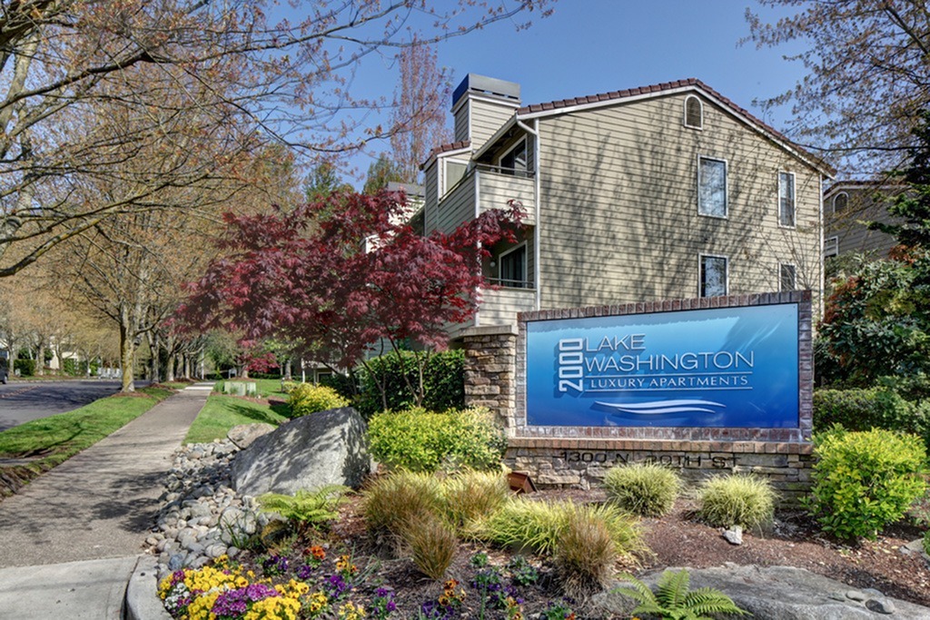 2000 Lake Washington Apartments - Apartments in Renton, WA | Apartments.com