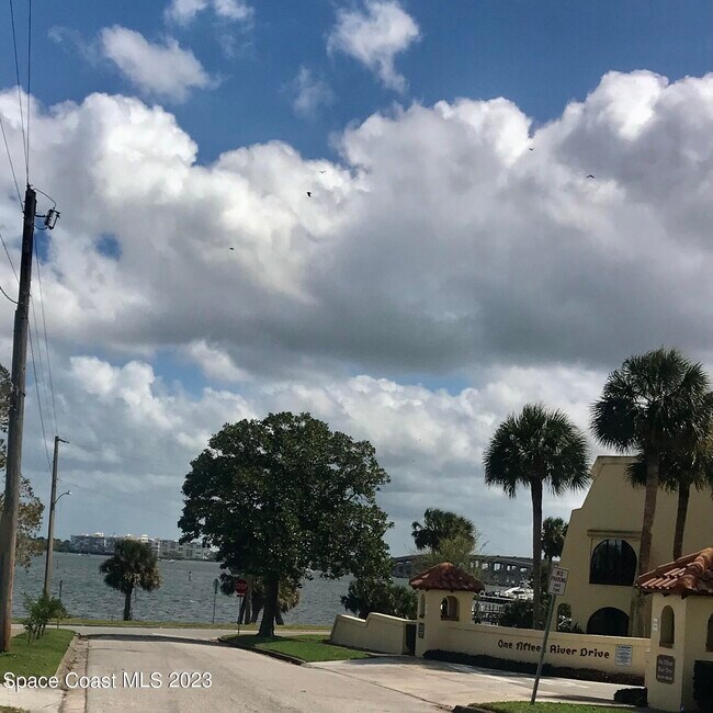 Foto del edificio - 3 Florida Ave