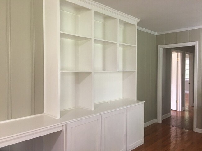 Foto del edificio - 951 Caldwell Ln