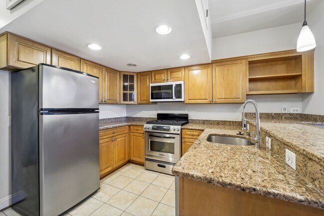 Foto del edificio - 1008 N St NW