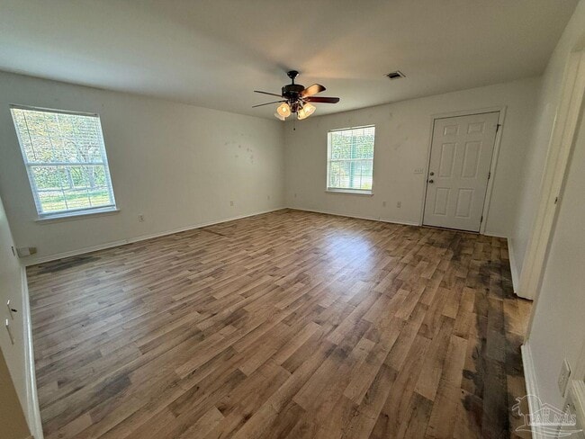 Foto del edificio - 1309 Bayshore Ct