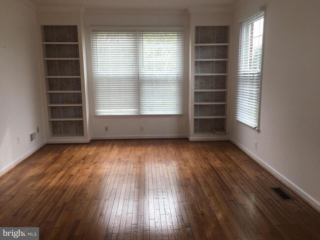 Foto del edificio - 5430 Ashleigh Rd