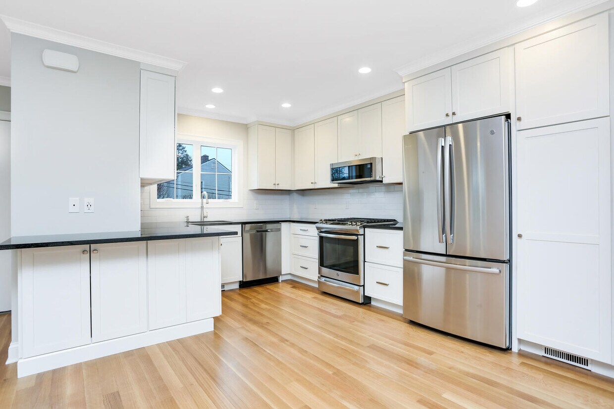 Foto principal - 81 Cos Cob Ave