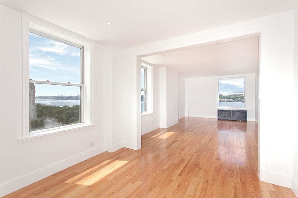 Primary Photo - 258 Riverside Drive