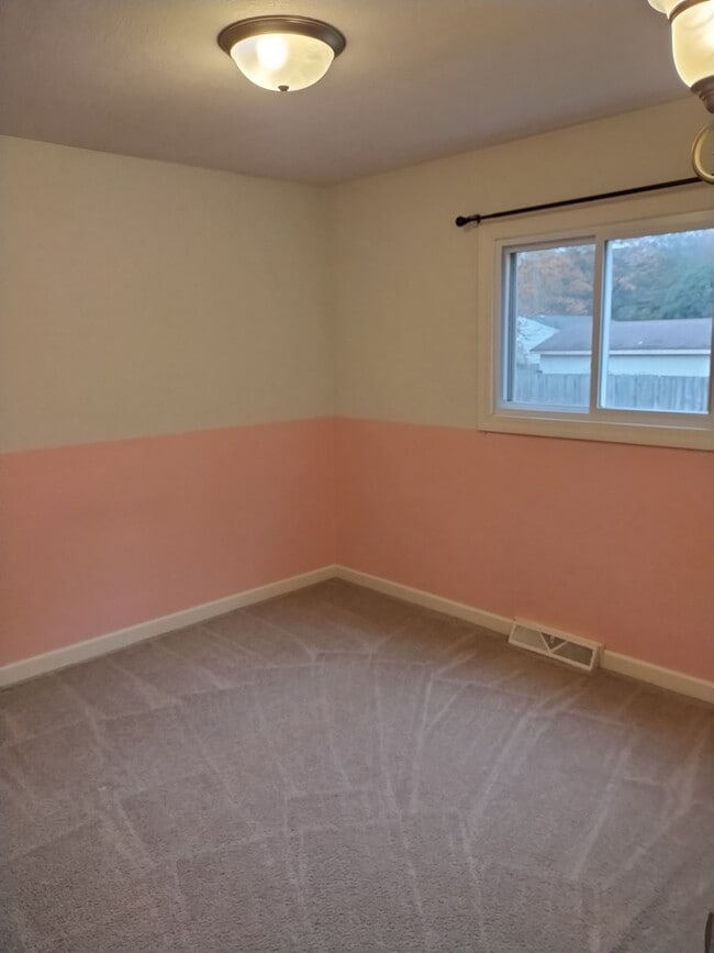 Building Photo - 2664 Miller St