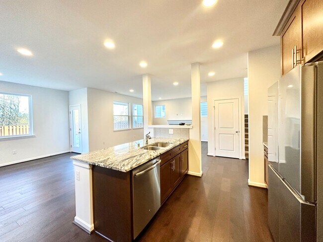 Foto del edificio - 4621 31st Ave SE