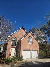 Building Photo - 1209 Wildcliff Cir