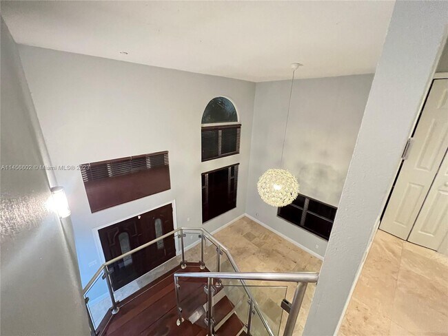 Building Photo - 13900 SW 8th Terrace