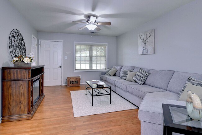 Foto del edificio - 126 Skimino Road, Williamsburg, VA 23188