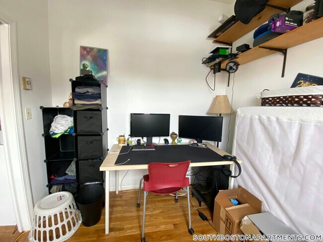 Foto del edificio - 606 Dorchester Ave