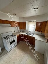 Building Photo - 206 Harold St