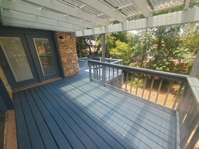 Foto del edificio - 9217 Knoll Crest Loop