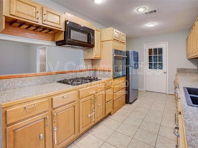 Foto del edificio - 2103 Goodwin Dr
