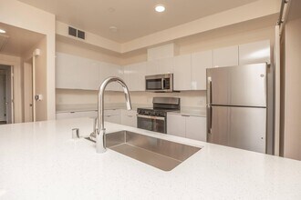 1x1 Kitchen - Mossdale Landing