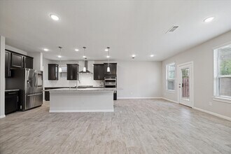 Building Photo - 24918 Meadowthorn Crest Ln