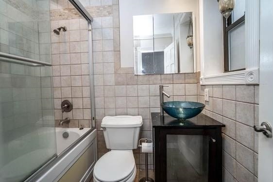 Building Photo - 108 Waldo Ave