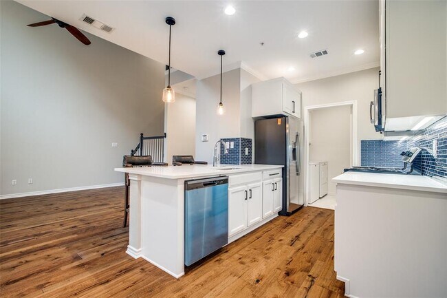 Foto del edificio - 7205 Verdi Way