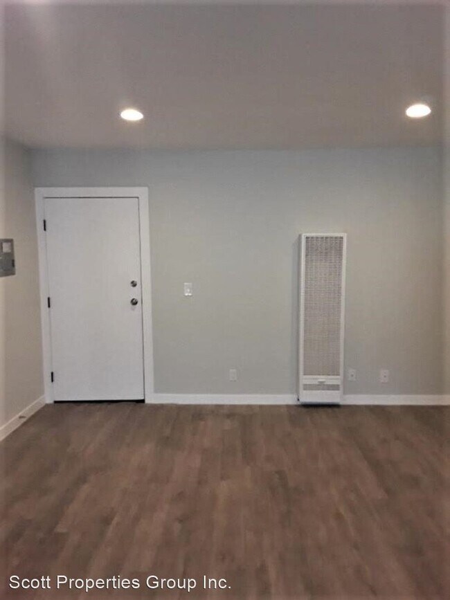 Building Photo - 3536 Hughes Ave