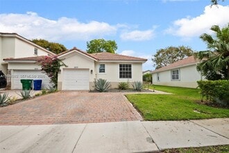 Building Photo - 18755 SW 27th Ct