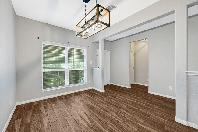 Foto del edificio - 29467 Iris Bloom Ct