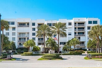 Building Photo - 2860 S Ocean Blvd