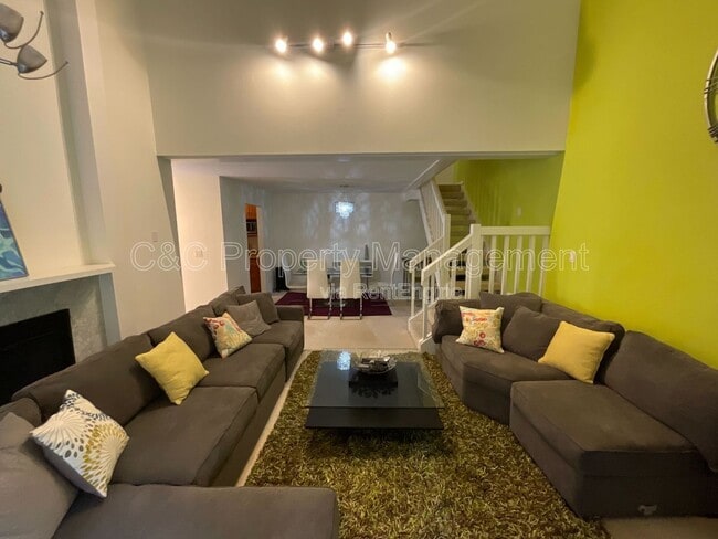 Photo - 765 N Rengstorff Ave Apartment