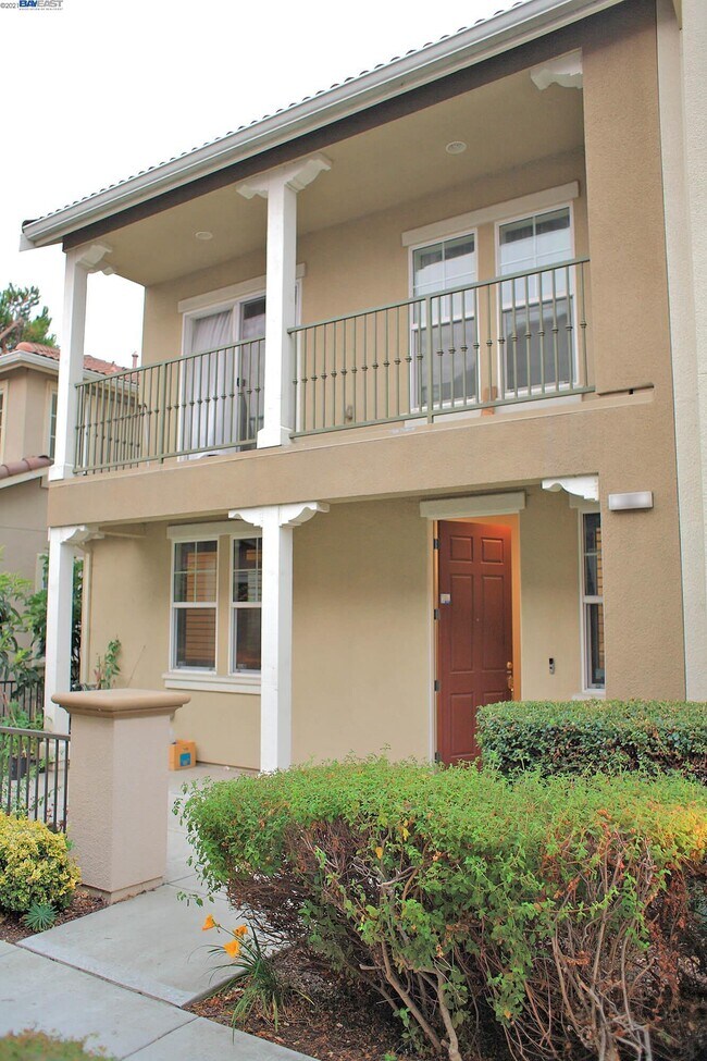 Building Photo - 187 Montevina Way