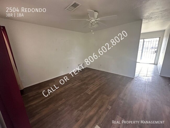 Building Photo - 3 bed home with central heat and air! $0 S...